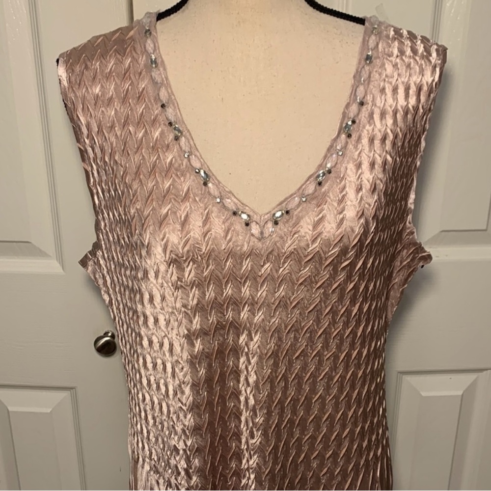 Komarov Sleeveless Charmeuse Dress